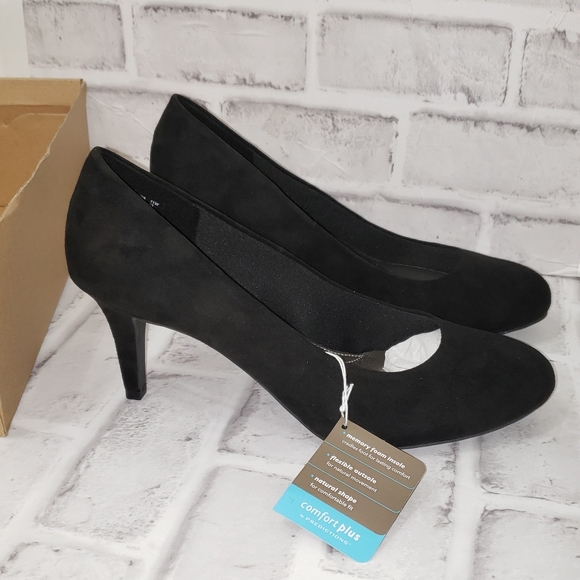 Comfort Plus Predictions Karmen Faux Suede Pumps